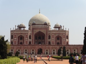 New Delhi Humuyun's Tomb Bier-Traveller.com